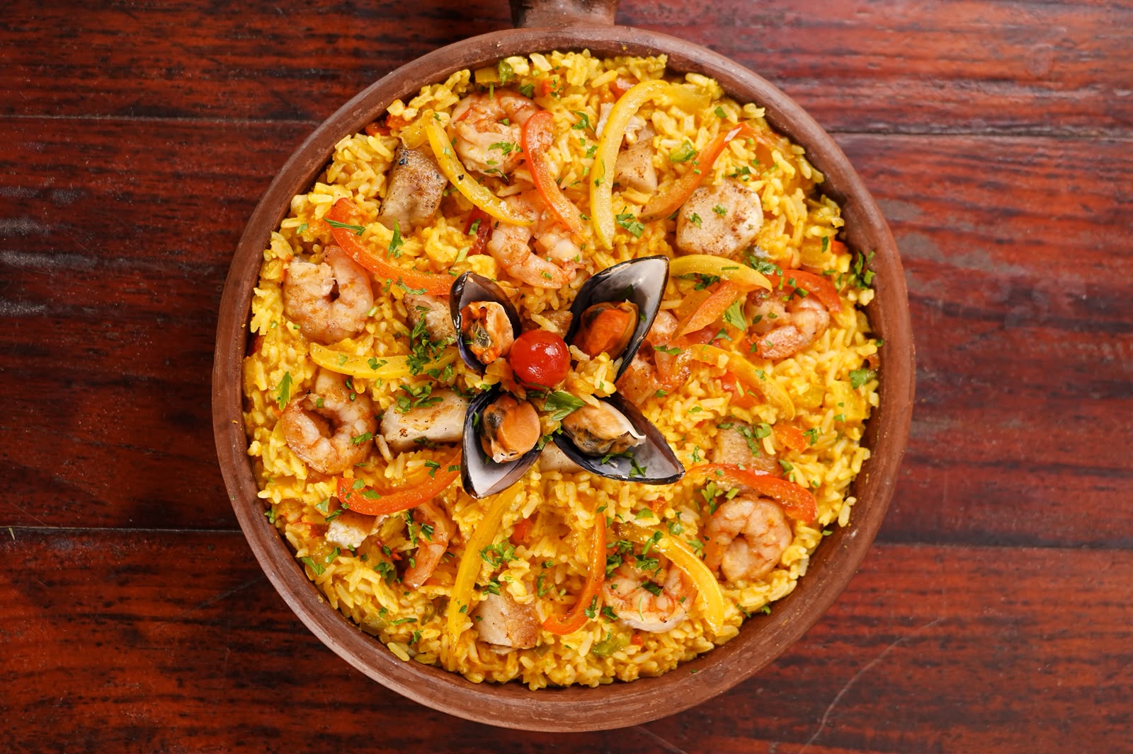 Paella Cearense (Para 2 adultos e 1 Criança), com até 2 pulseiras para o Parque Aquático, por apenas R$ 139,90 no Complexo Atlantidz!